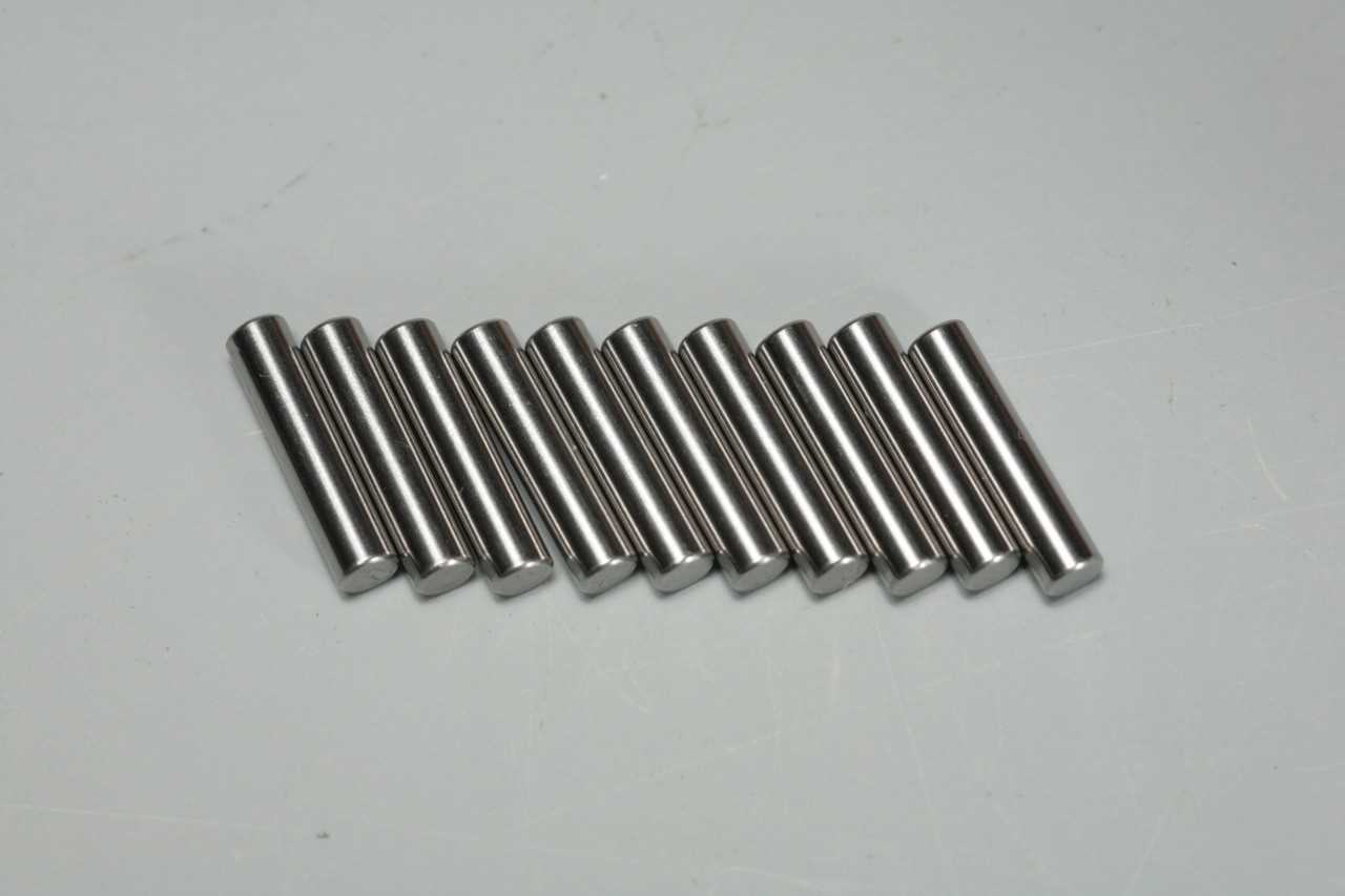 MUG E0237 2.2x9.8 UNIVERSAL JOINT PINS (8pcs): X6