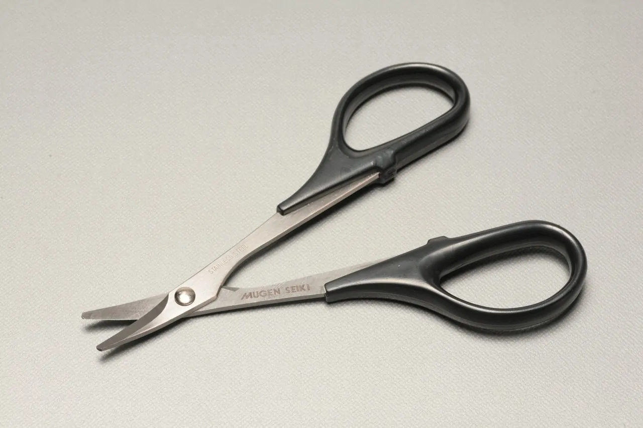 MUG B0533 Curved Scissors - tesoura