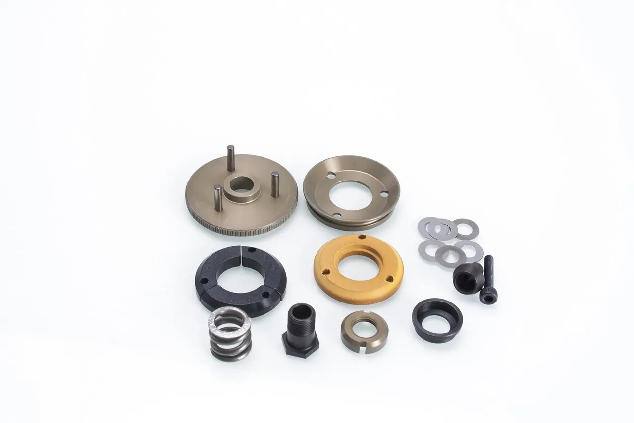 MUG H2707 Worlds Complete Clutch Set: MRX5